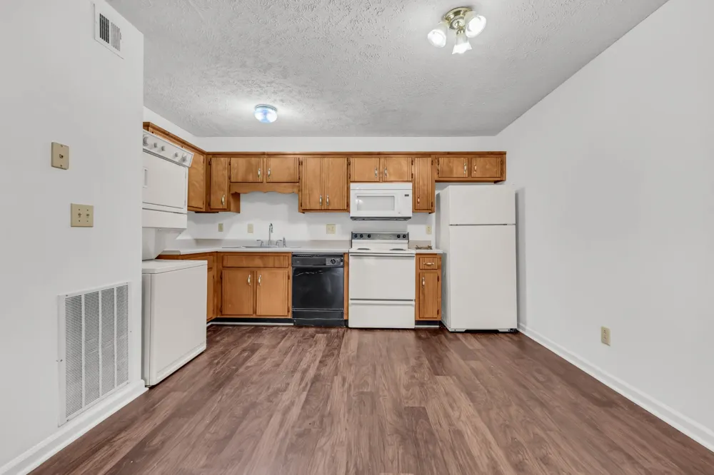 3247 Tower Dr #D Clarksville, TN 37042