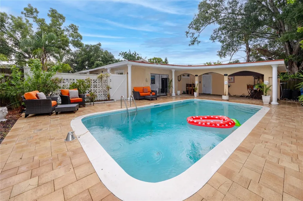755 43RD STREET St Petersburg, FL 33713