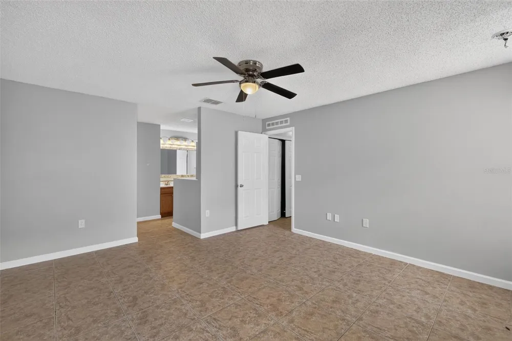 2225 SANDRIDGE CIRCLE Eustis, FL 32726