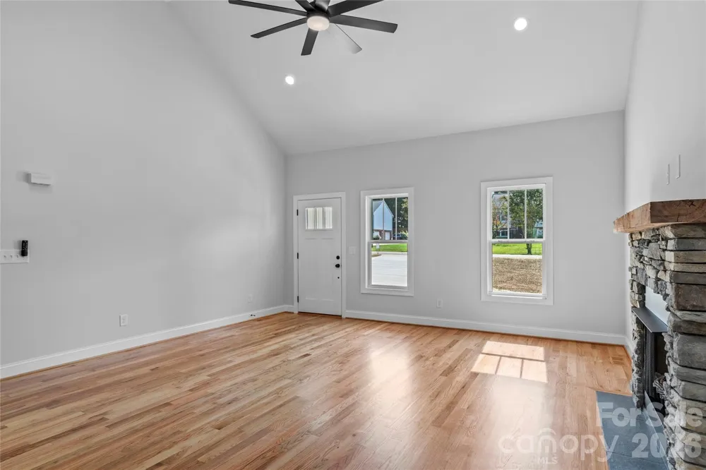 186 O Farrell Street Winston Salem, NC 27107