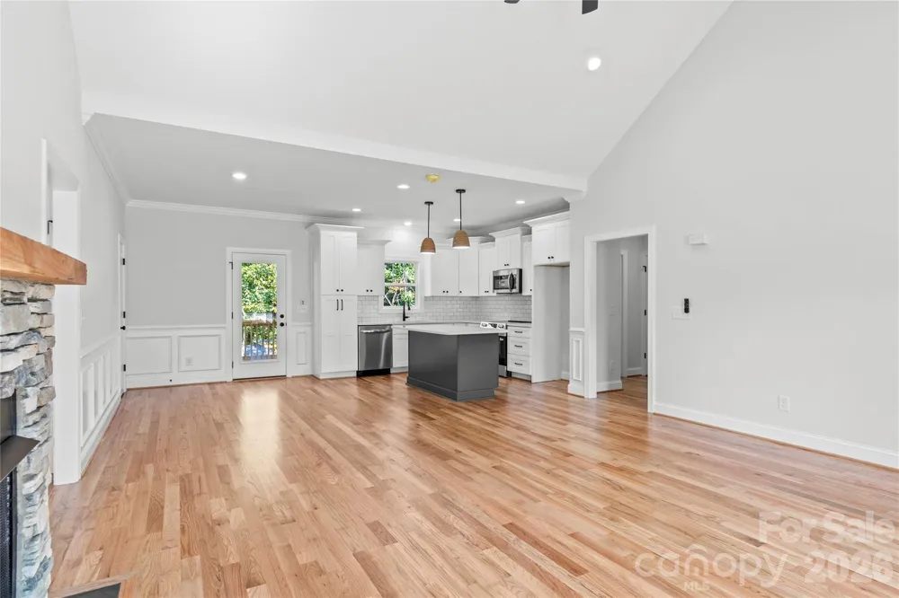 186 O Farrell Street Winston Salem, NC 27107