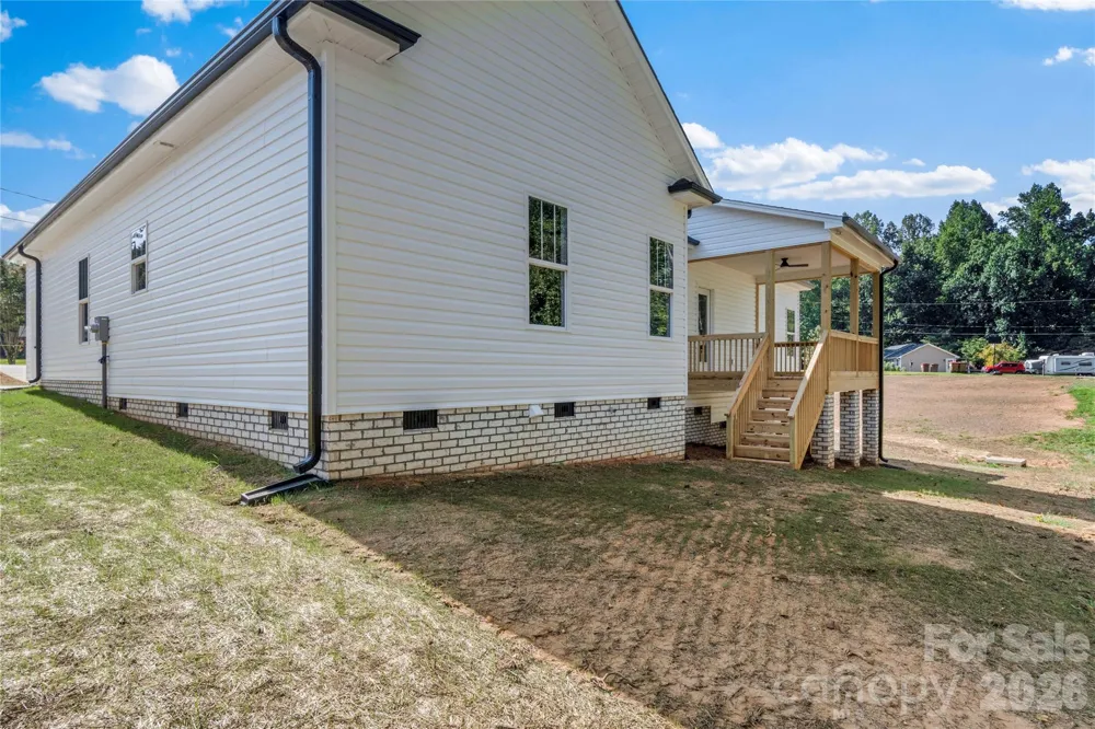 186 O Farrell Street Winston Salem, NC 27107