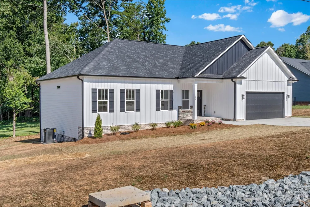 186 O Farrell Street Winston Salem, NC 27107
