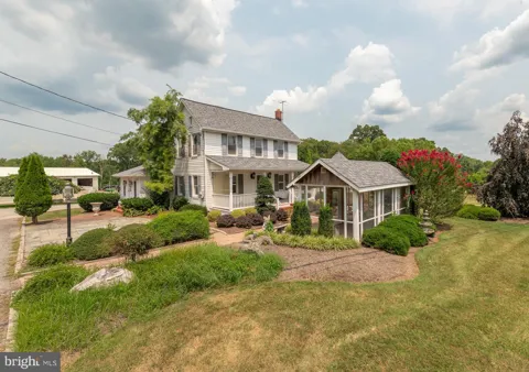 1608 JARRETTSVILLE ROAD
