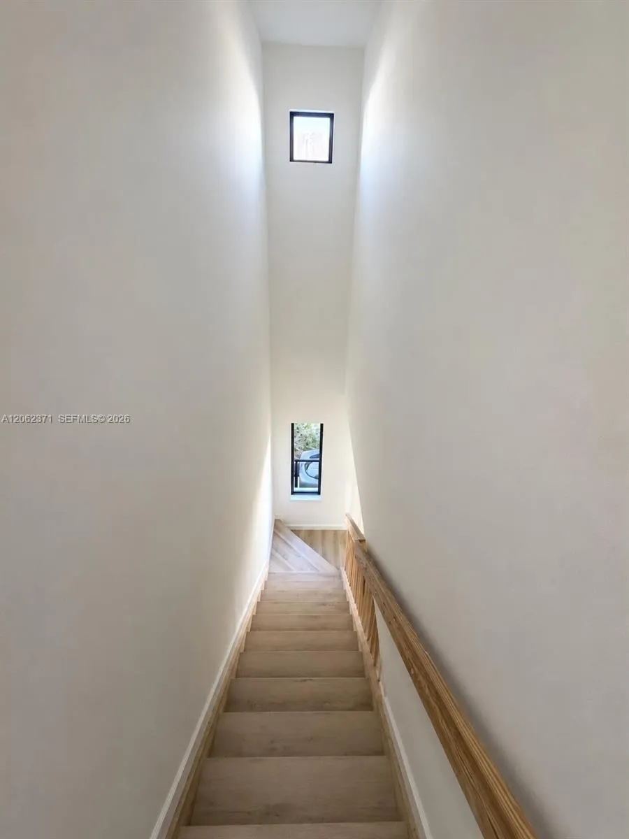 552 NW 7th St #6 Florida City, FL 33034