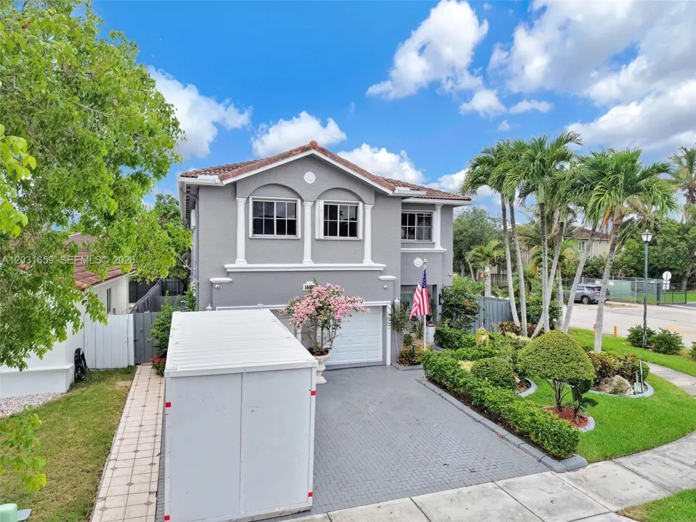 14402 SW 157th Path Miami, FL 33196