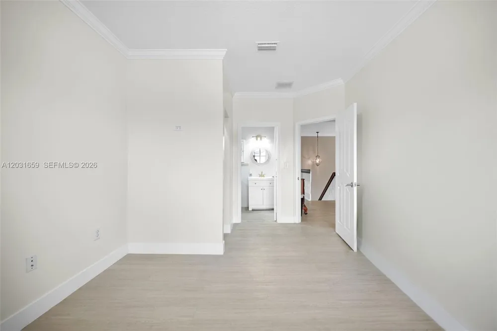 14402 SW 157th Path Miami, FL 33196