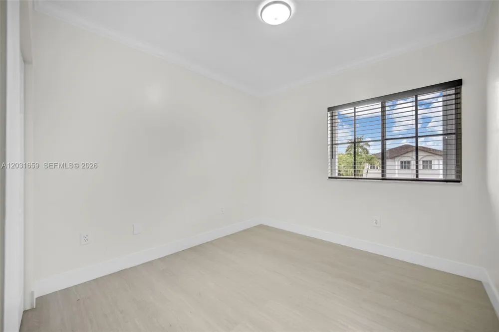 14402 SW 157th Path Miami, FL 33196