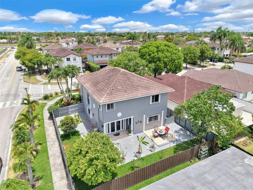 14402 SW 157th Path Miami, FL 33196