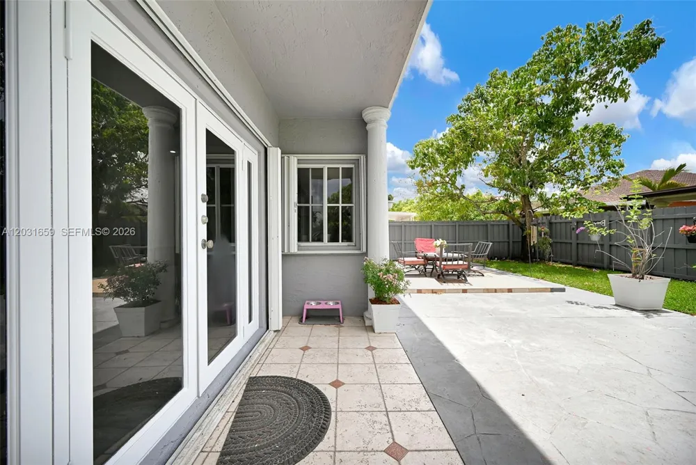 14402 SW 157th Path Miami, FL 33196