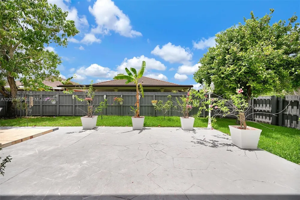 14402 SW 157th Path Miami, FL 33196