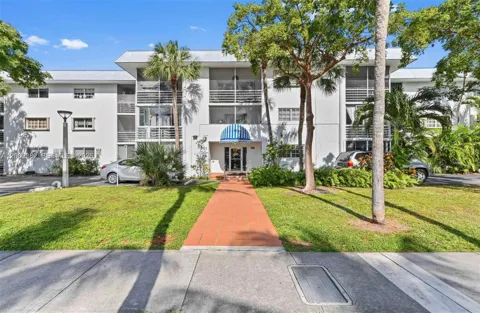 251 Galen Dr #302