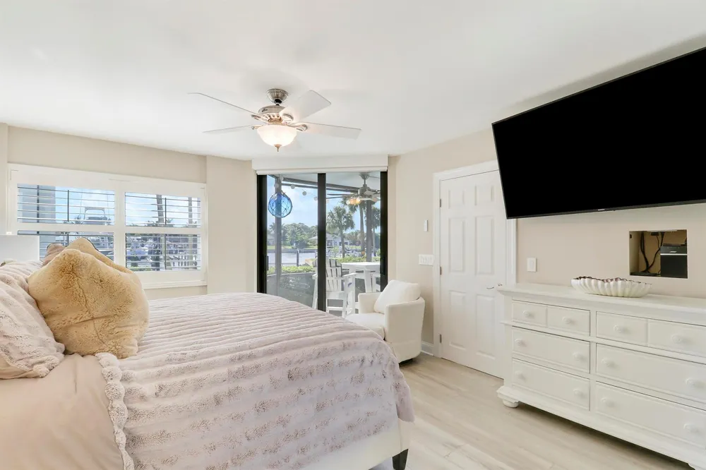 515 Bay Colony Drive Juno Beach, FL 33408