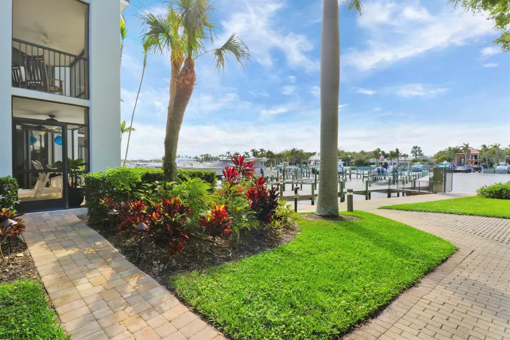515 Bay Colony Drive Juno Beach, FL 33408