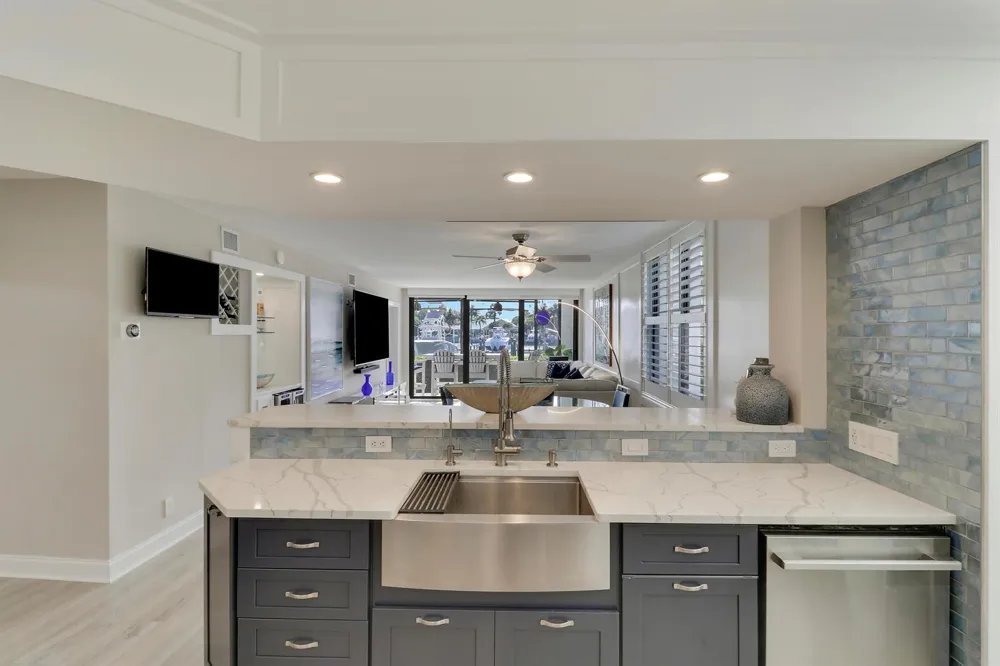 515 Bay Colony Drive Juno Beach, FL 33408
