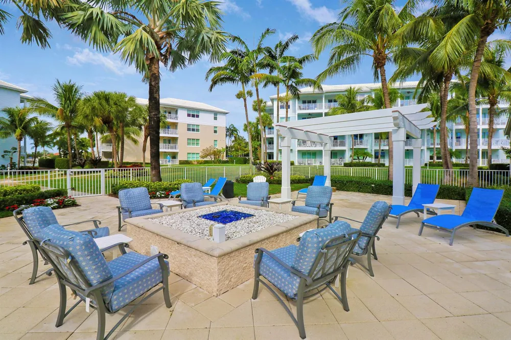 515 Bay Colony Drive Juno Beach, FL 33408