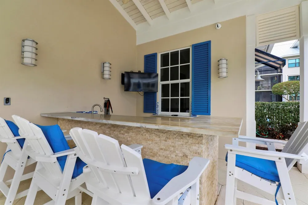 515 Bay Colony Drive Juno Beach, FL 33408