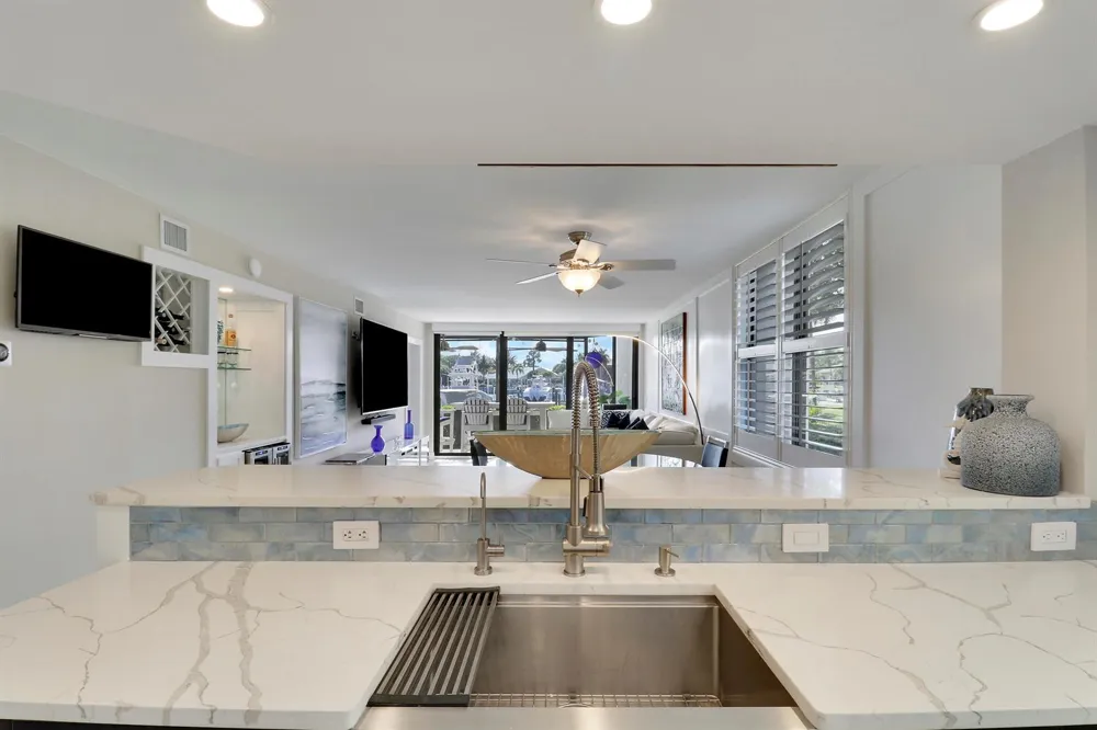 515 Bay Colony Drive Juno Beach, FL 33408