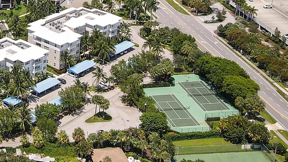 515 Bay Colony Drive Juno Beach, FL 33408