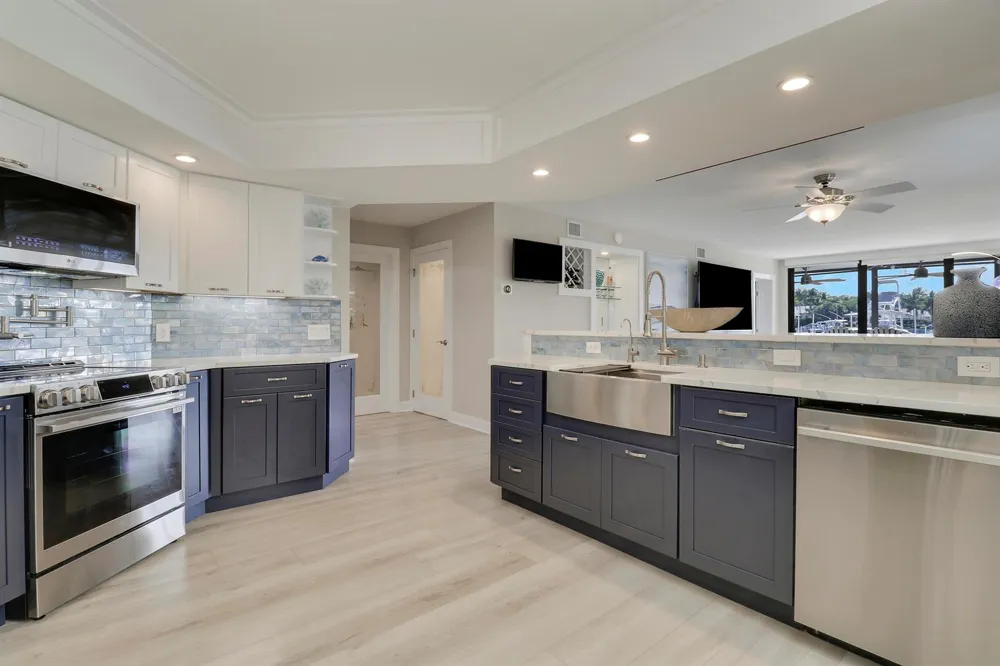515 Bay Colony Drive Juno Beach, FL 33408