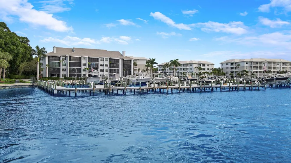 515 Bay Colony Drive Juno Beach, FL 33408