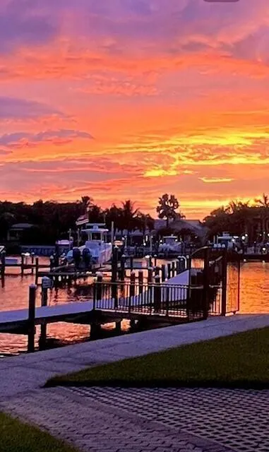 515 Bay Colony Drive Juno Beach, FL 33408