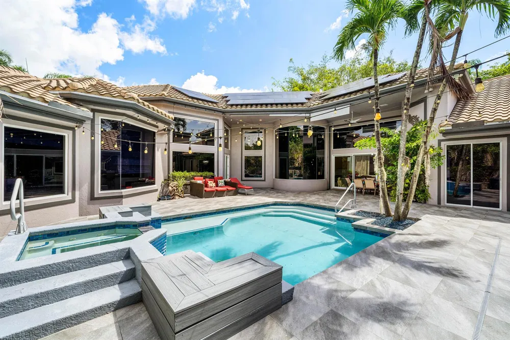 6595 NW 32nd Terrace Boca Raton, FL 33496
