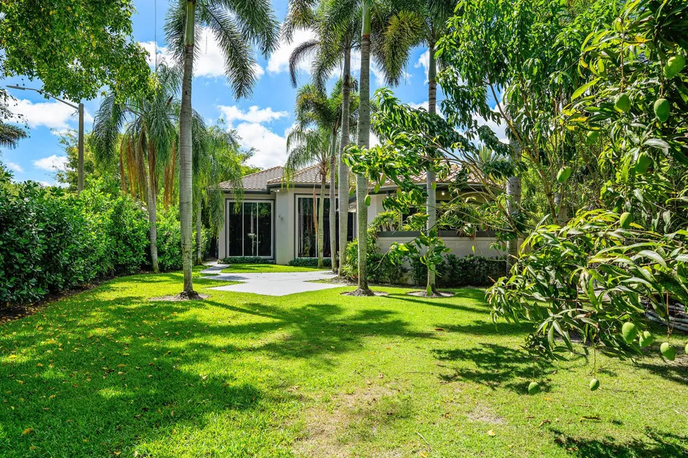 6595 NW 32nd Terrace Boca Raton, FL 33496