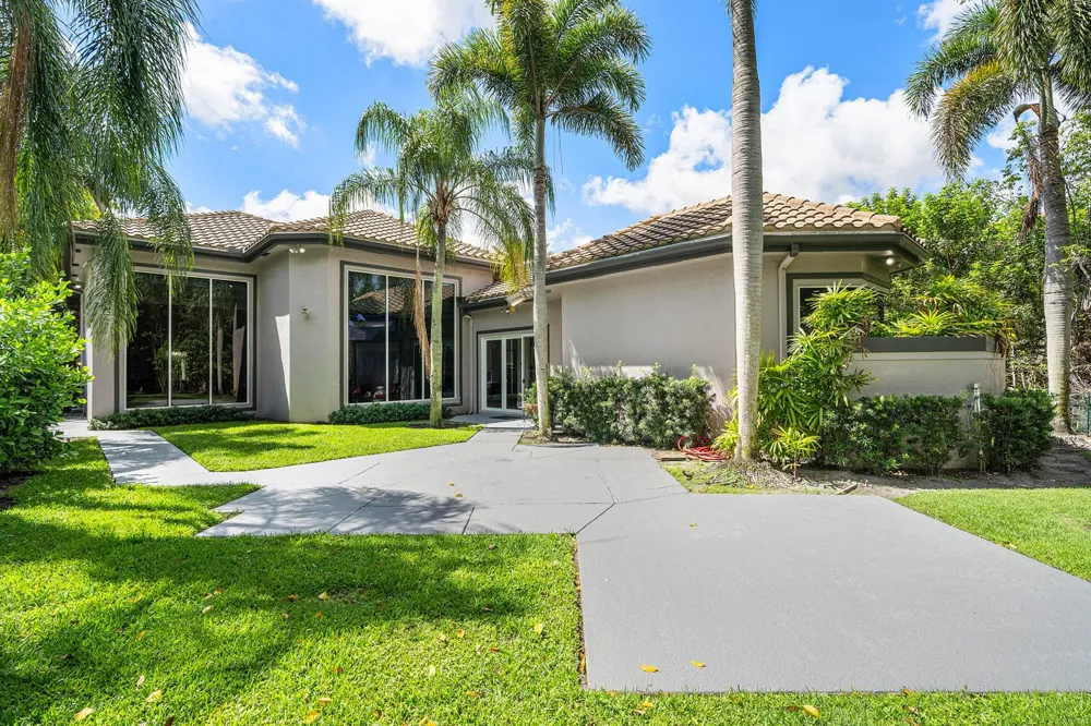 6595 NW 32nd Terrace Boca Raton, FL 33496