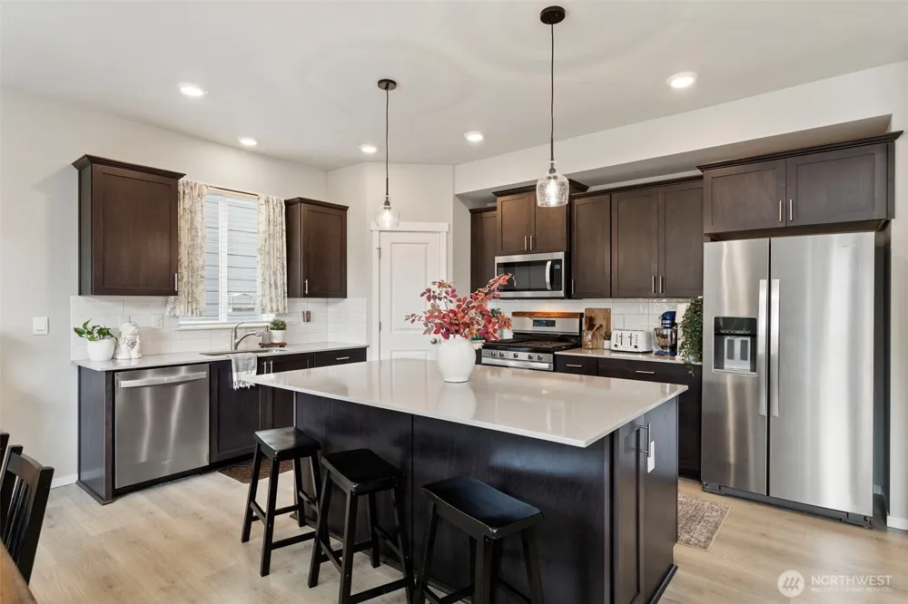 1607 NE Calavista Street Poulsbo, WA 98370