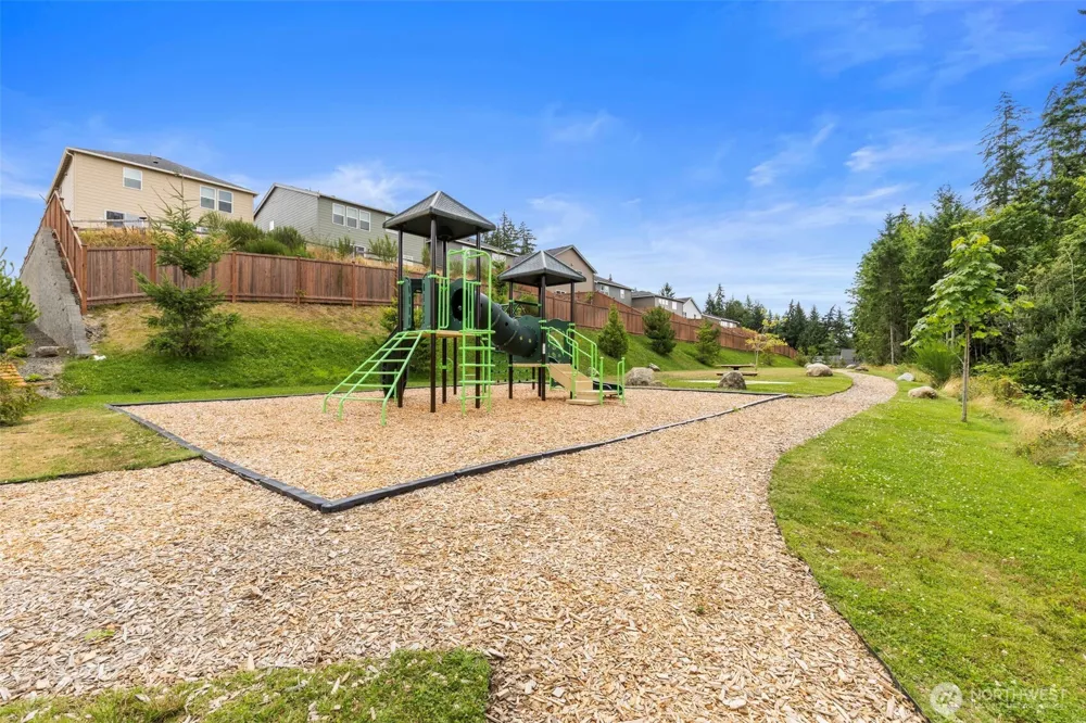 1607 NE Calavista Street Poulsbo, WA 98370