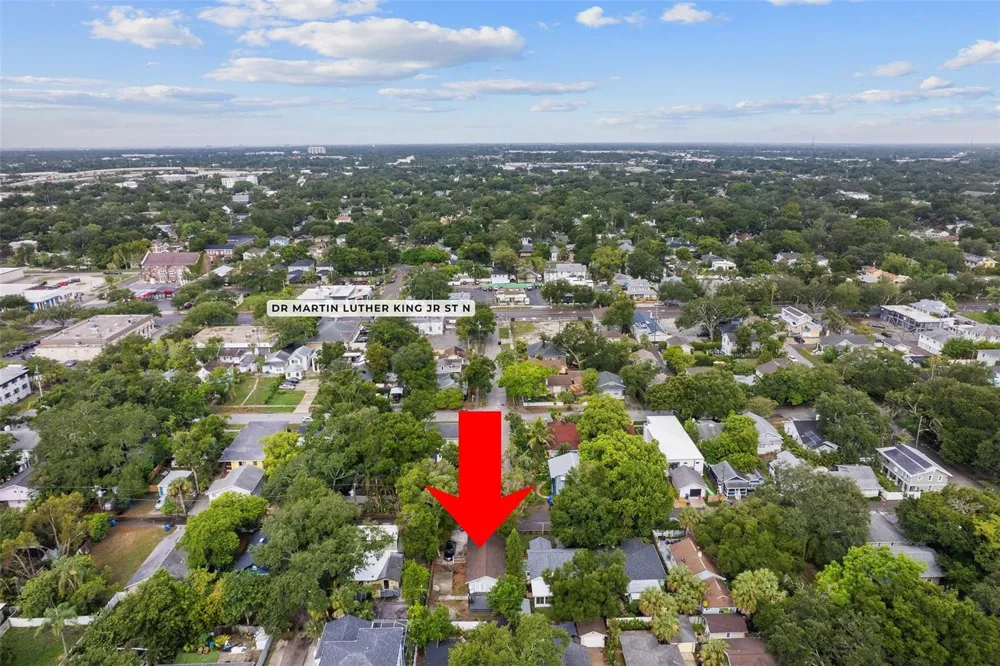 1171 HIGHLAND COURT St Petersburg, FL 33701