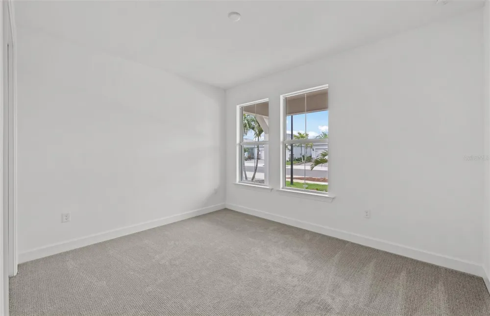 16526 ENNIS PLACE Bradenton, FL 34212