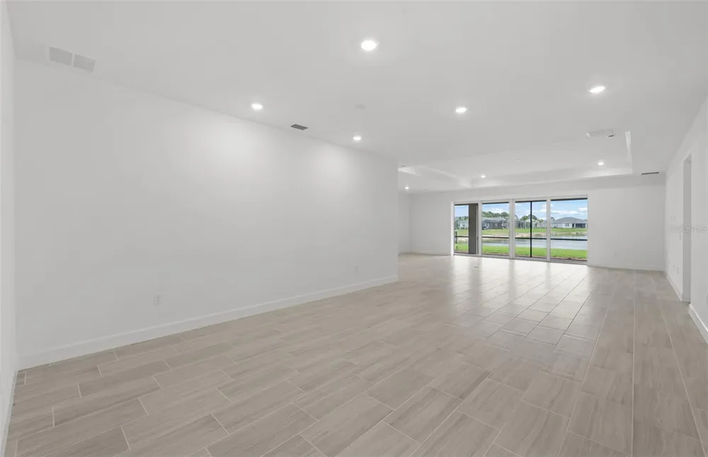 16526 ENNIS PLACE Bradenton, FL 34212