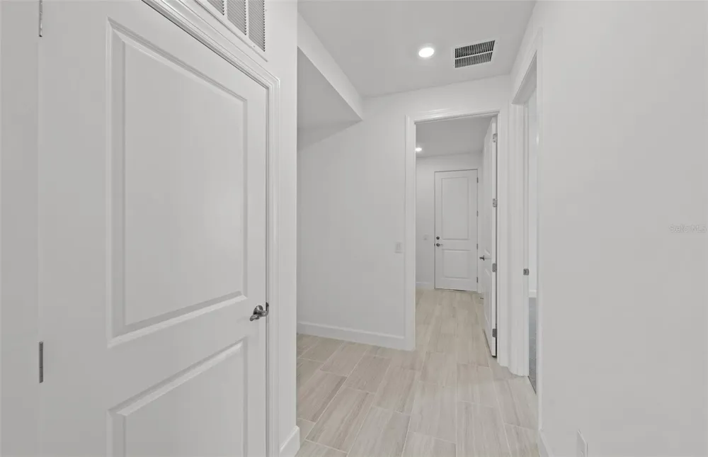 16526 ENNIS PLACE Bradenton, FL 34212