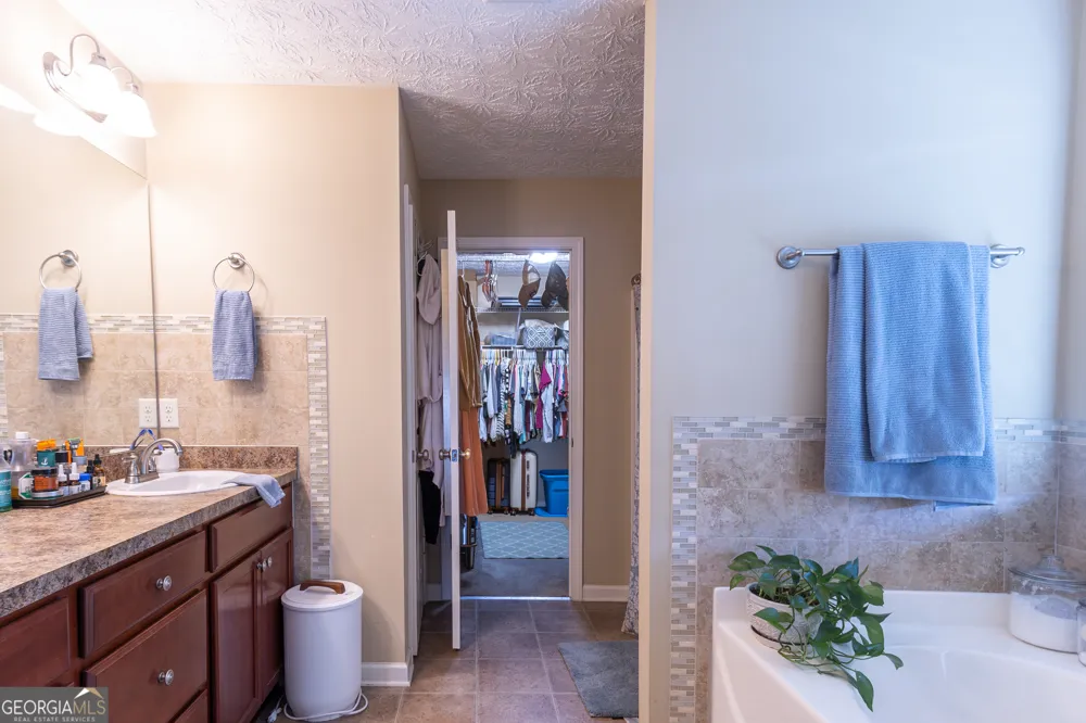 7065 Lonesome Pine DR Midland, GA 31820