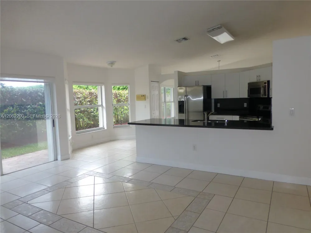 11236 NW 58th Ter Doral, FL 33178