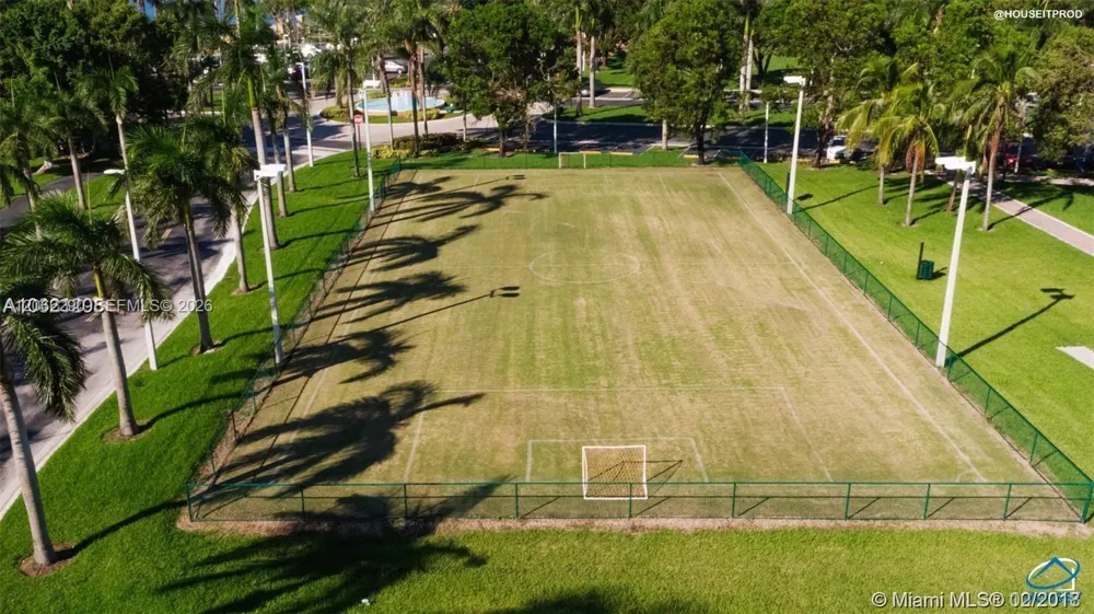 11236 NW 58th Ter Doral, FL 33178