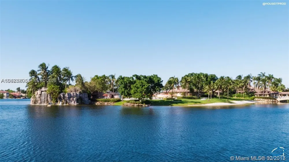 11236 NW 58th Ter Doral, FL 33178