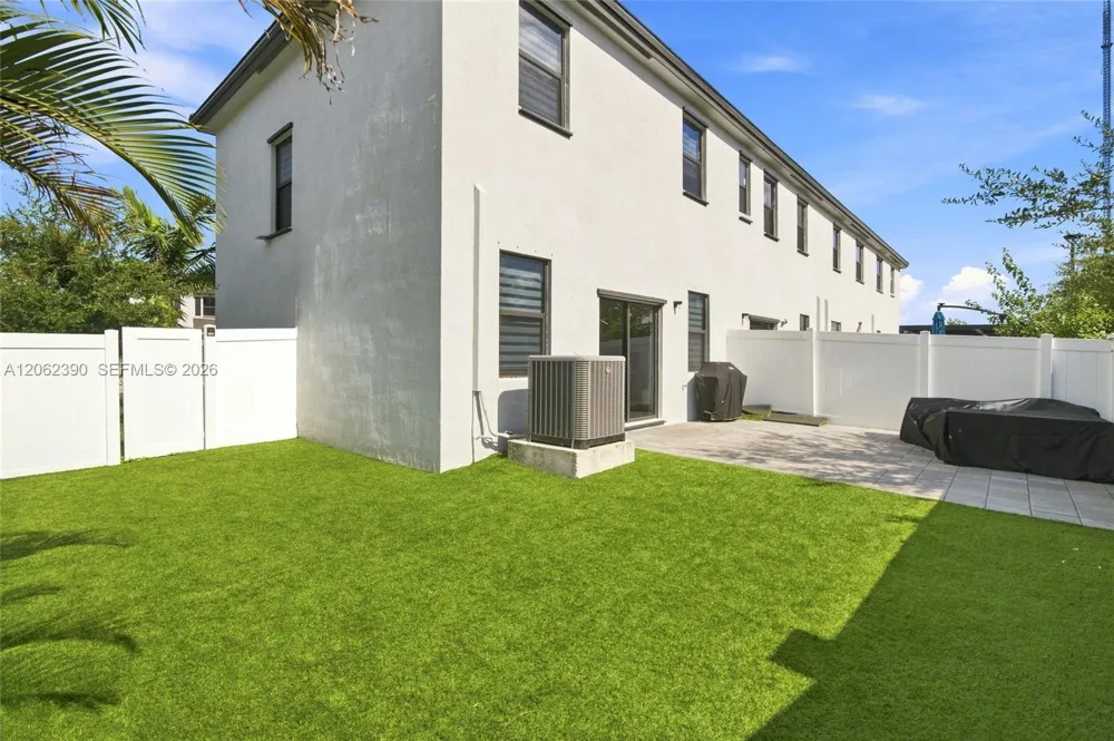 20369 NW 5th Ct #20369 Miami Gardens, FL 33169