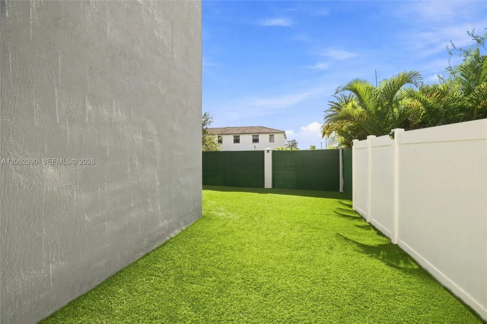 20369 NW 5th Ct #20369 Miami Gardens, FL 33169