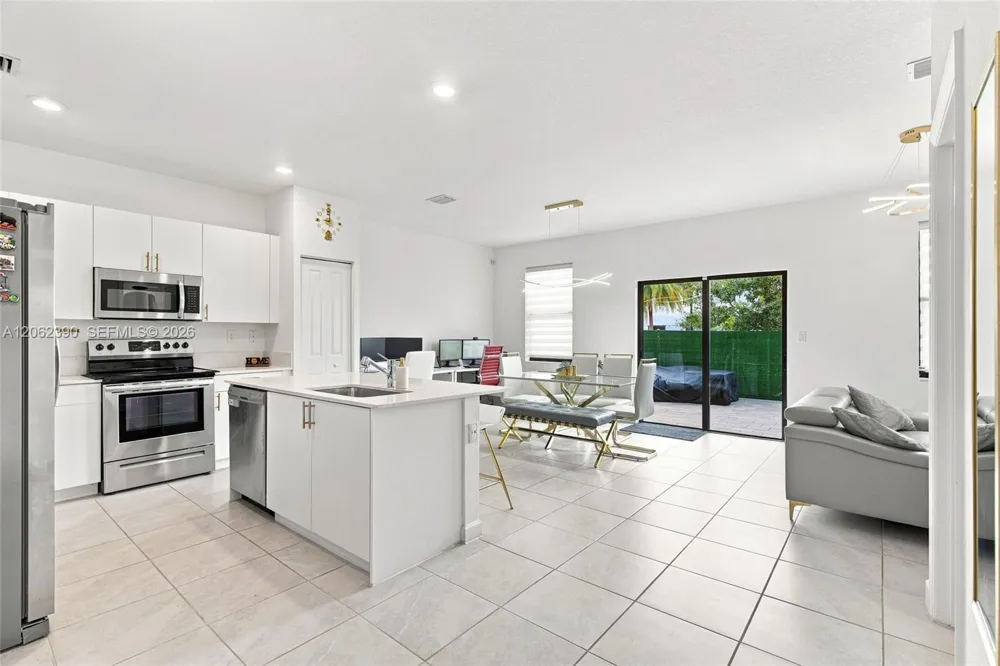 20369 NW 5th Ct #20369 Miami Gardens, FL 33169