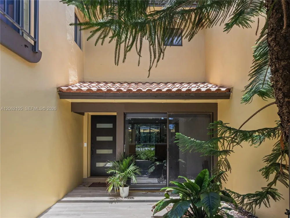 9853 Costa Del Sol Blvd #103-F Doral, FL 33178