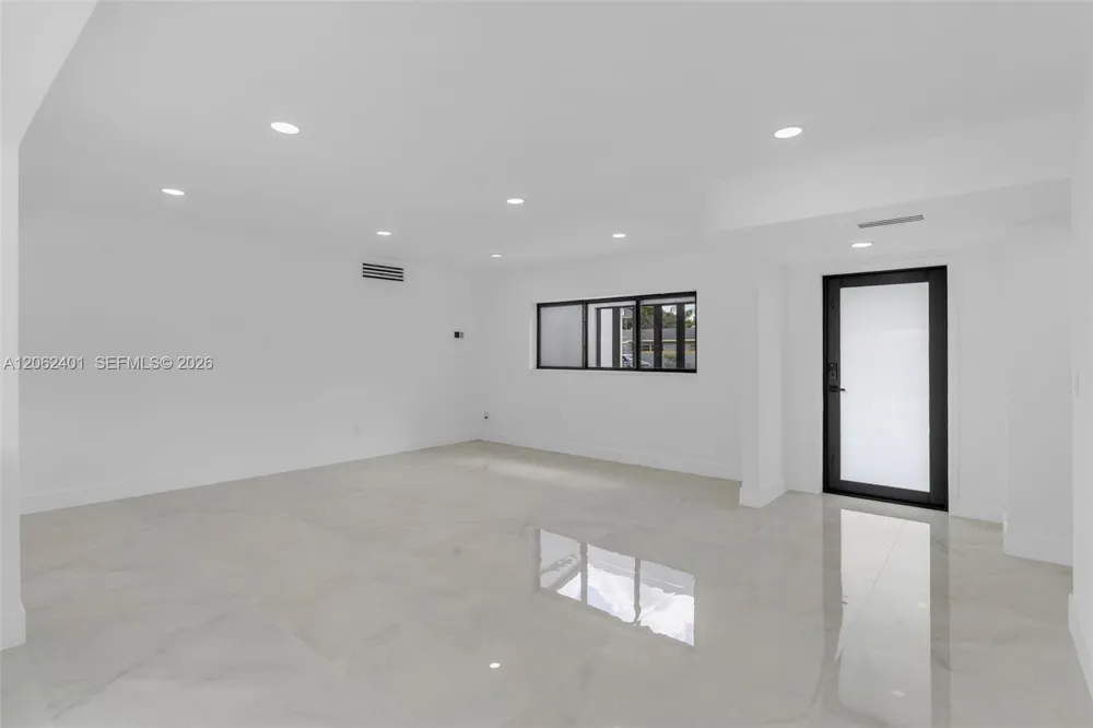 17630 SW 108th Ct Miami, FL 33157