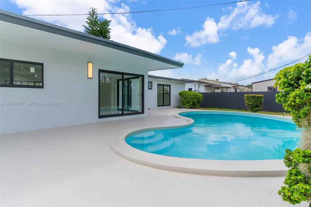 17630 SW 108th Ct Miami, FL 33157