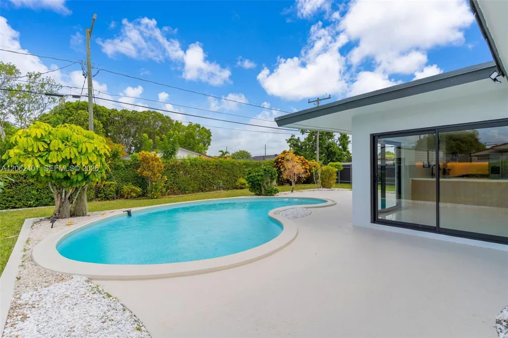17630 SW 108th Ct Miami, FL 33157