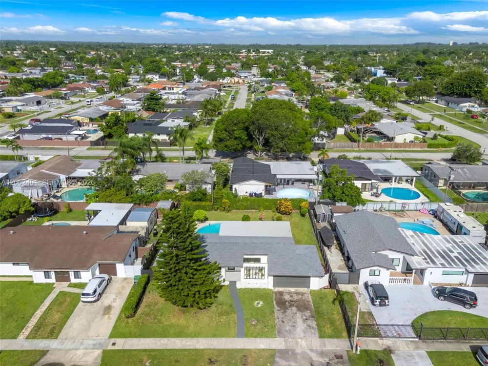 17630 SW 108th Ct Miami, FL 33157