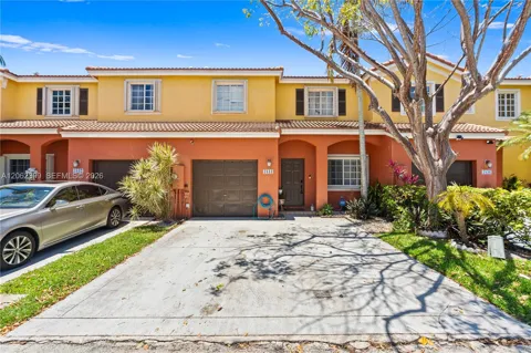 1844 SW 102nd Way