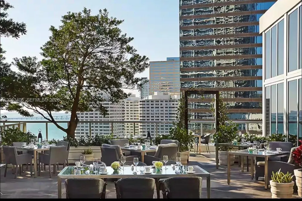 485 Brickell Ave #4711 Miami, FL 33131