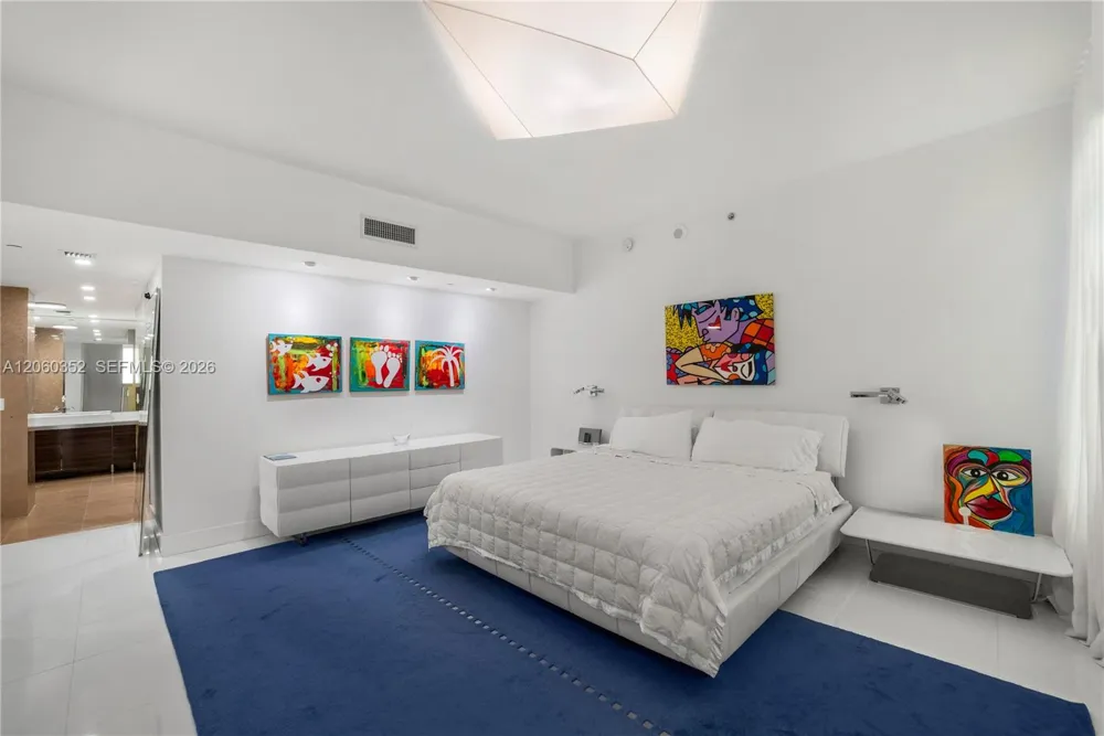 3739 Collins Ave #N-503 Miami Beach, FL 33140